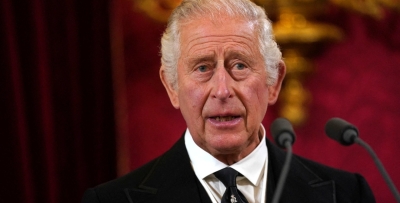 Букингемский дворец опроверг слухи о смерти короля Британии